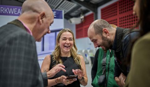 Close Up Magician Trade Show Norwich Norfolk